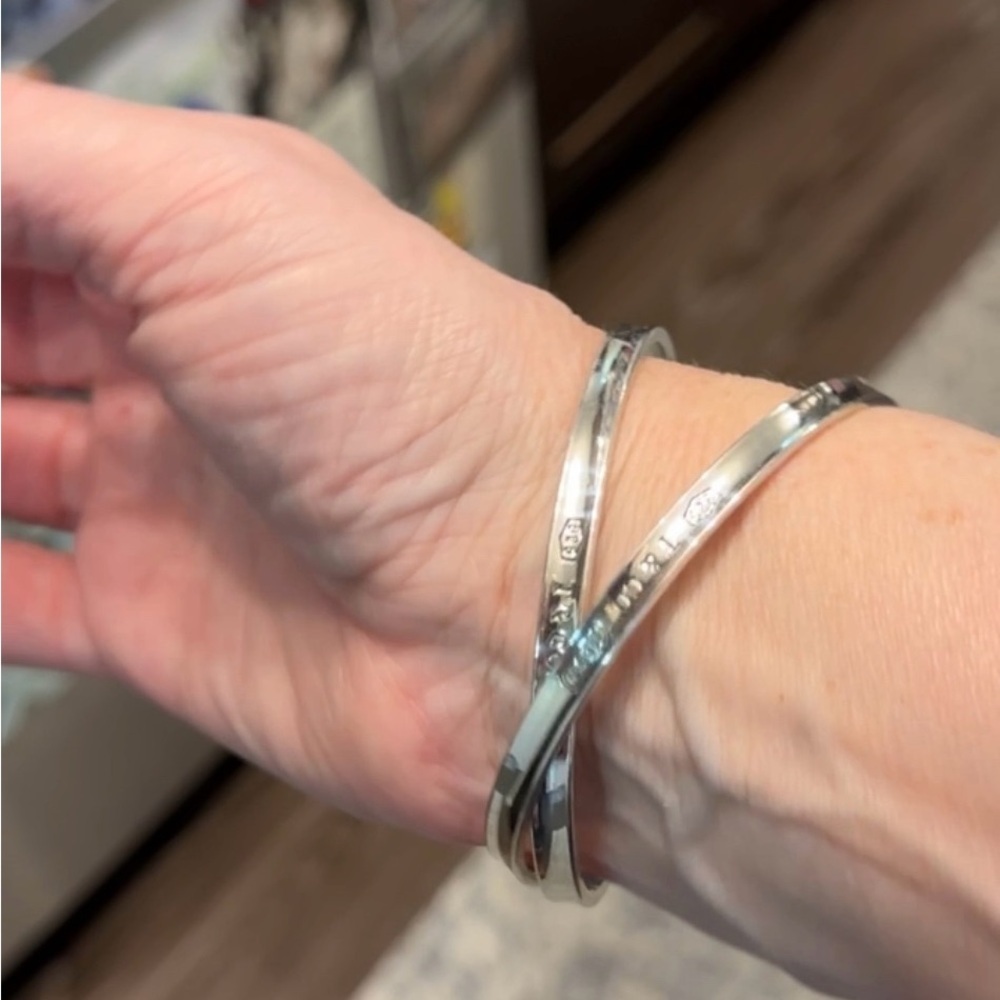 Tiffany & Co. Sterling Silver 1837 Interlocking Circles Bangles - Picture 7 of 7